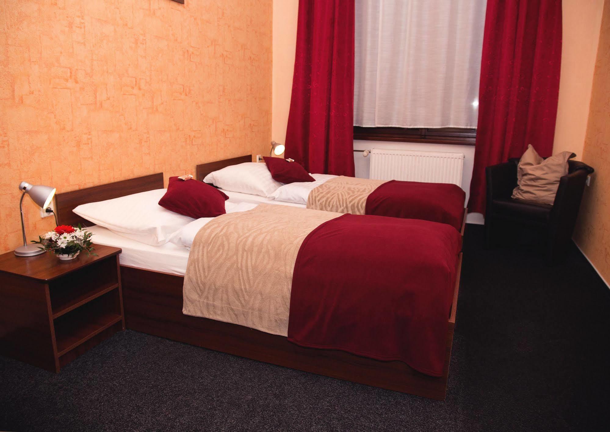 Hotel Centrum Hranice (Olomouc) Exterior foto